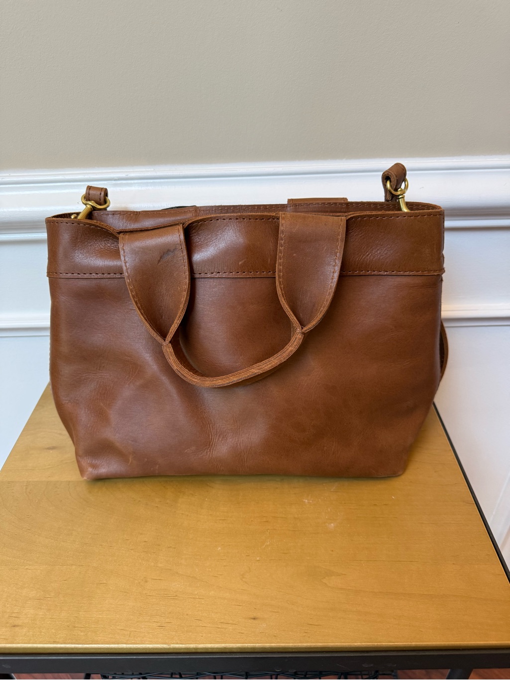 Raven + Lily Chestnut Brown Leather Tote